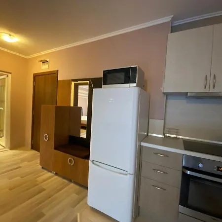 Admiral Plaza A1 Sunny Апартаменти