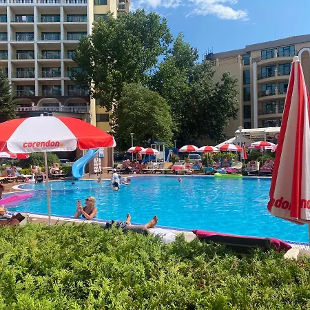 Admiral Plaza A1 Sunny